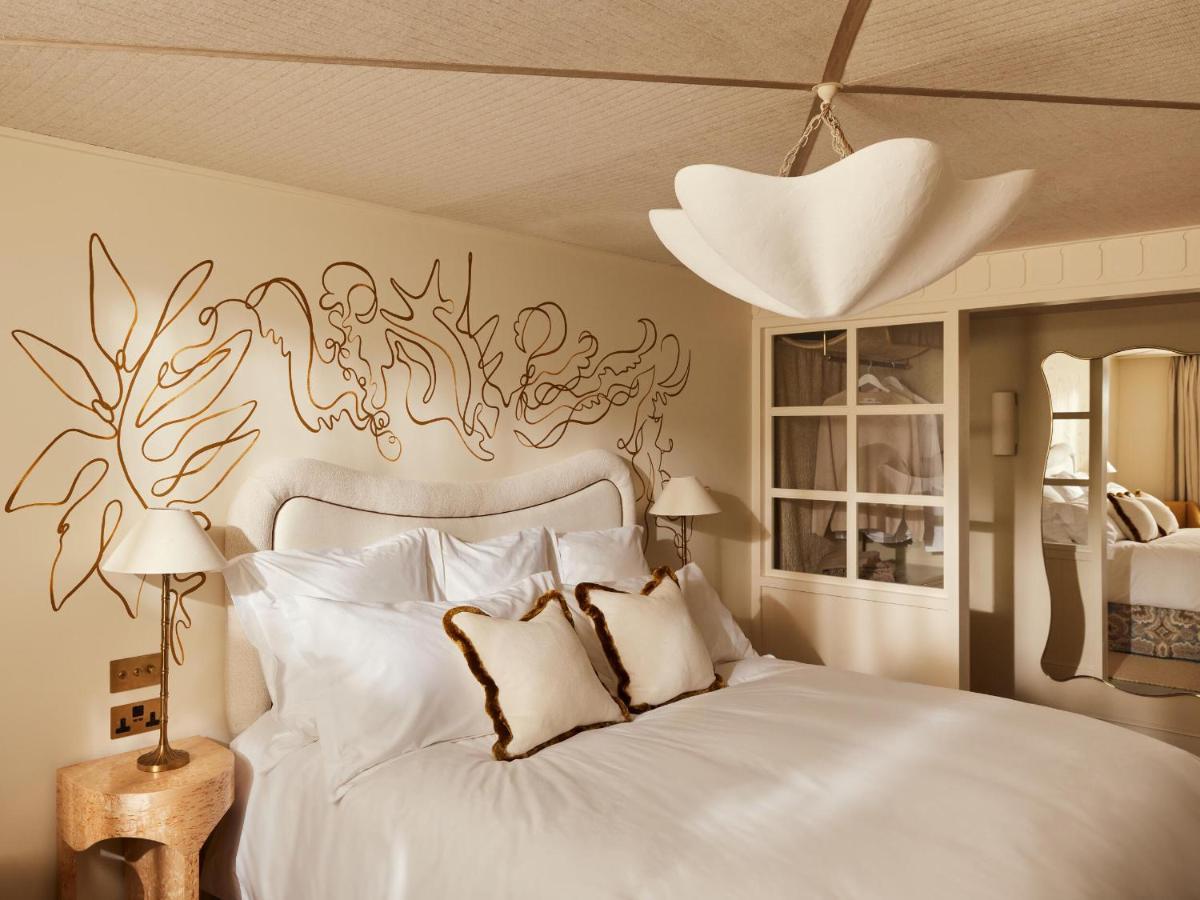 No 42 By Guesthouse, 4*