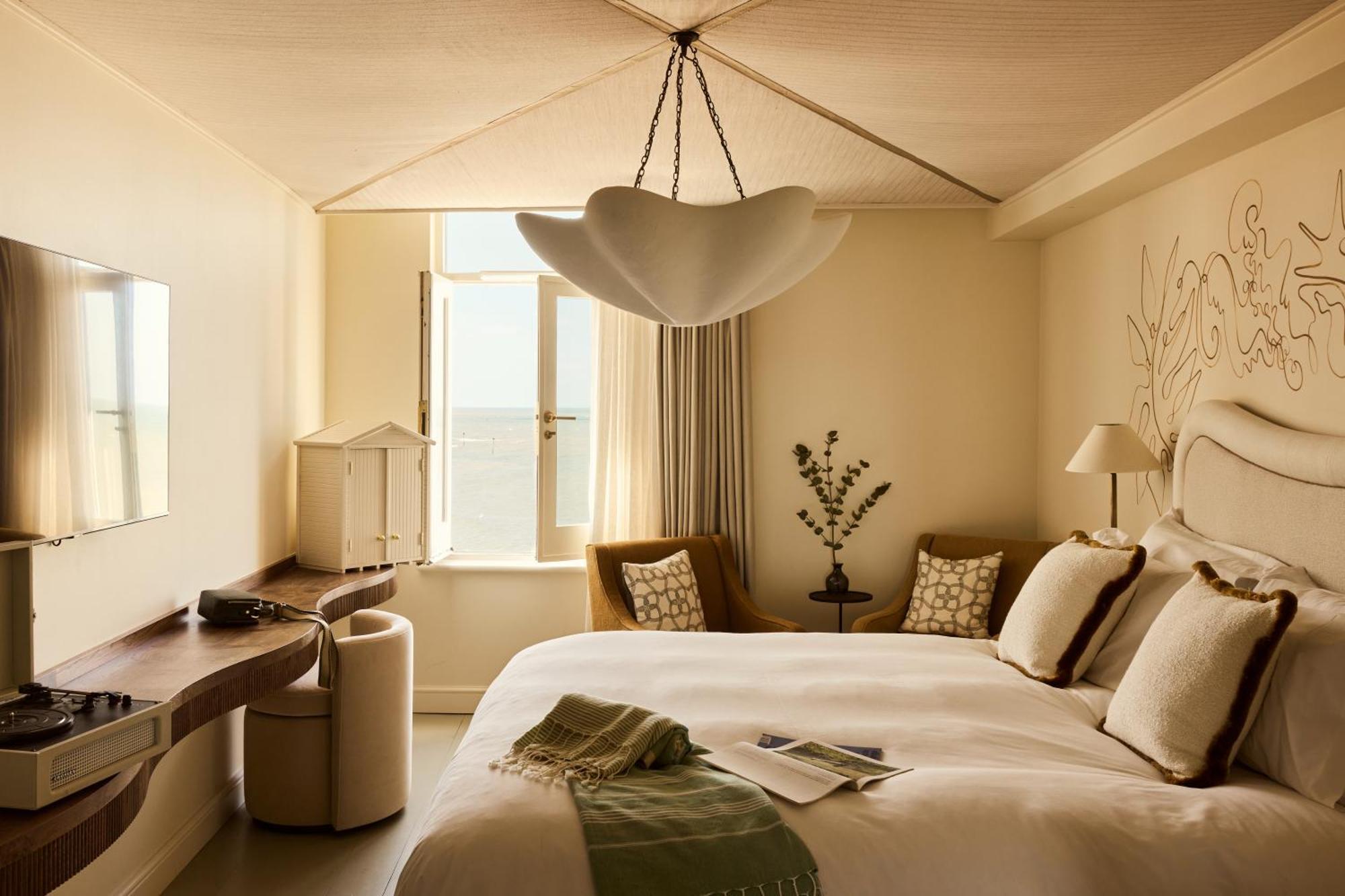 No 42 By Guesthouse,