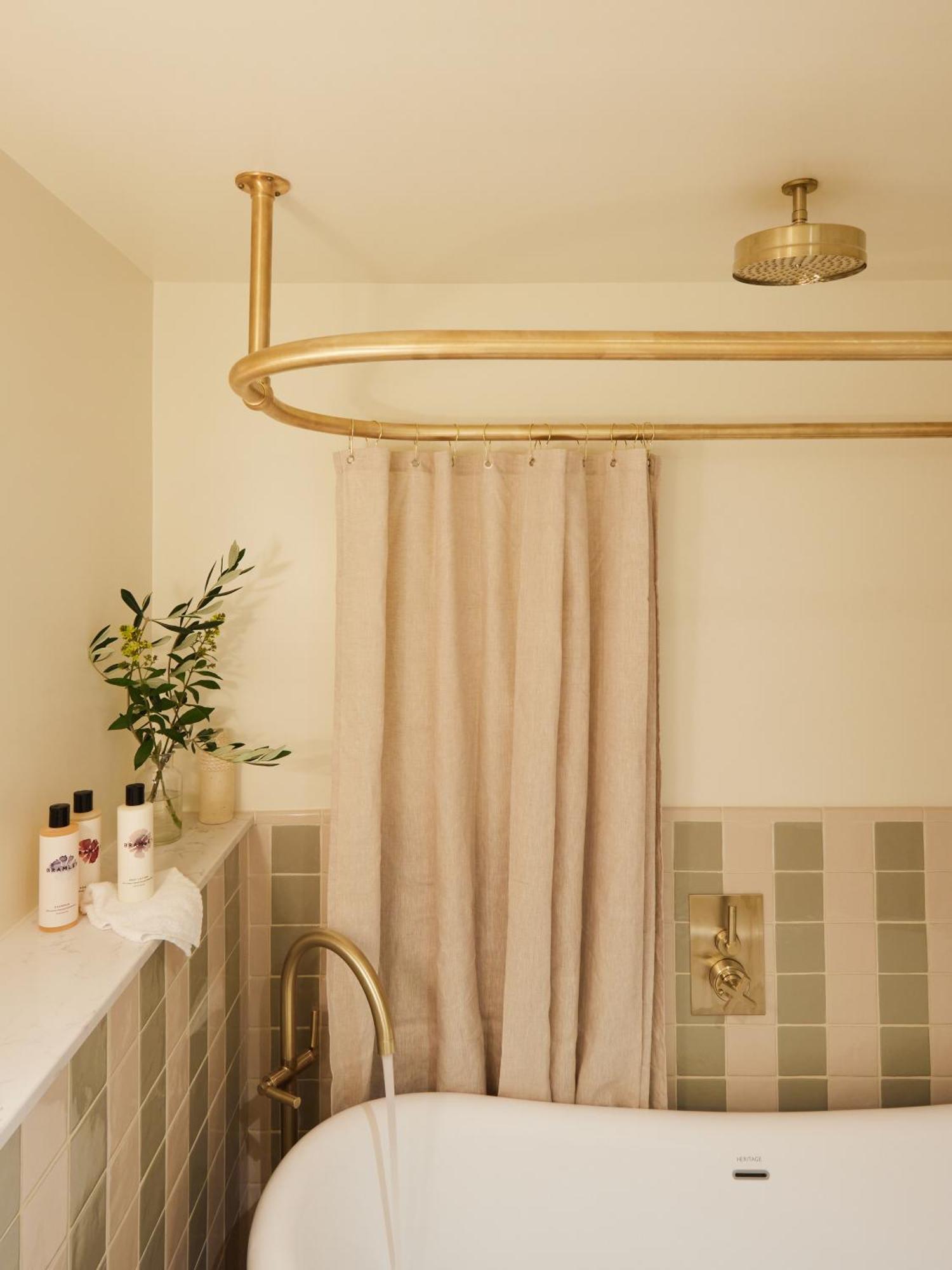 No 42 By Guesthouse, Hotel 4*