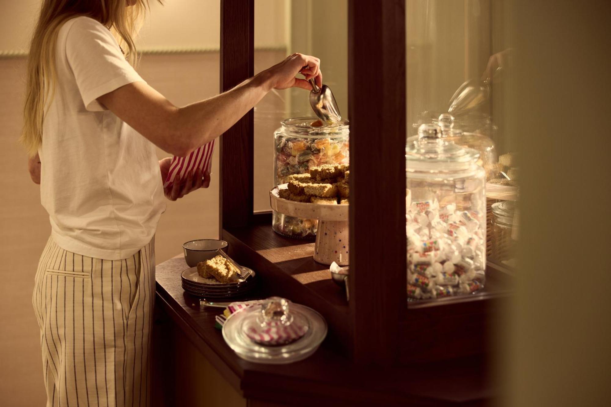 No 42 By Guesthouse, Hotel 4*